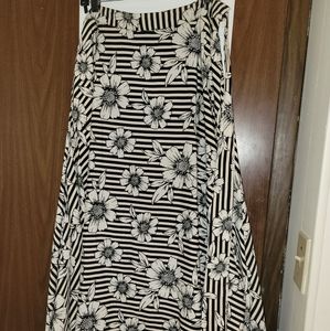 Black & white skirt
